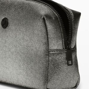 lululemon cosmetic pouch